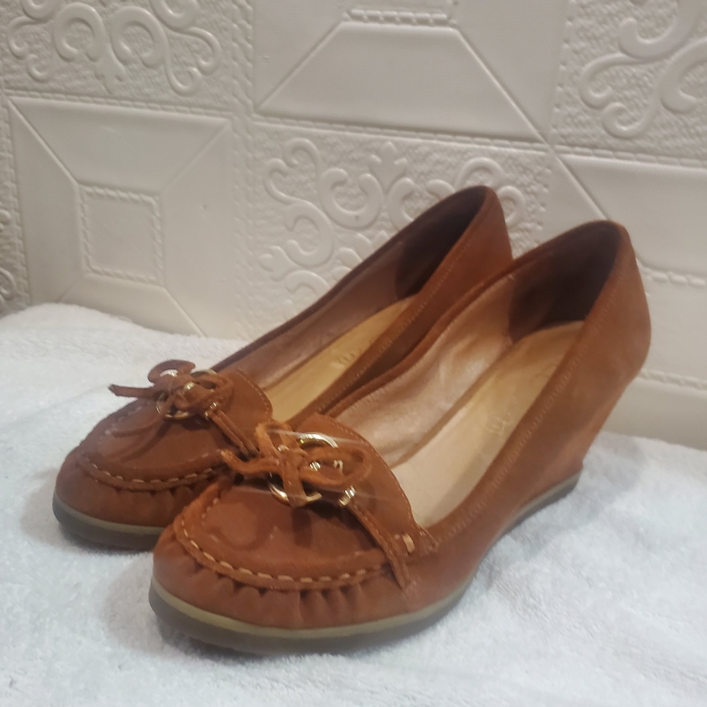 Aldo Women's Brown Suede Bow Moccasin Wedge Heel Loafers Size 7